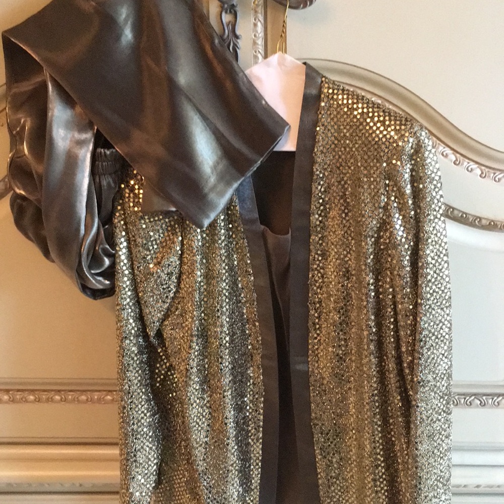Suit of lightweight dressy jacket with pants
